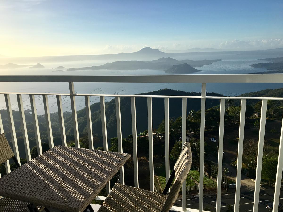 Breezy Wind 19Twentysix Apartment Tagaytay City Ngoại thất bức ảnh